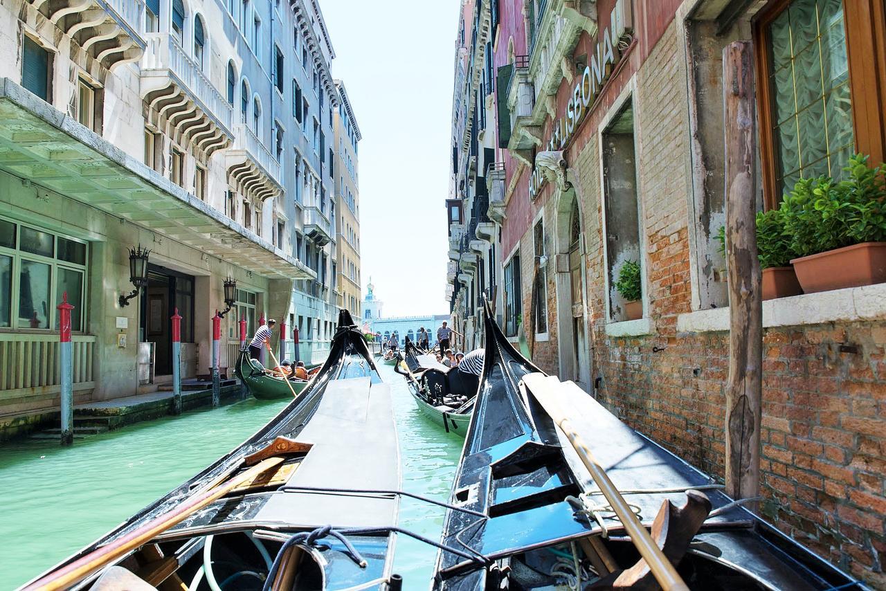 Hotel Lisbona Venedig Exteriör bild